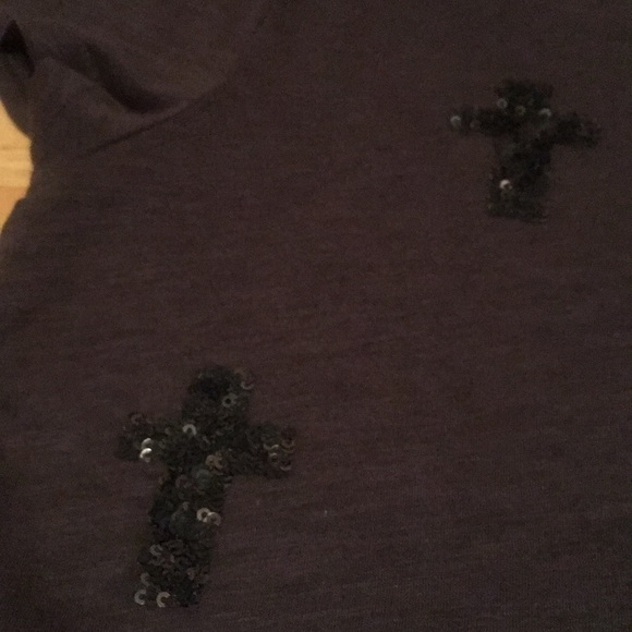 Express Charcoal Gray Sequin Cross T Shirt - Picture 2 of 5